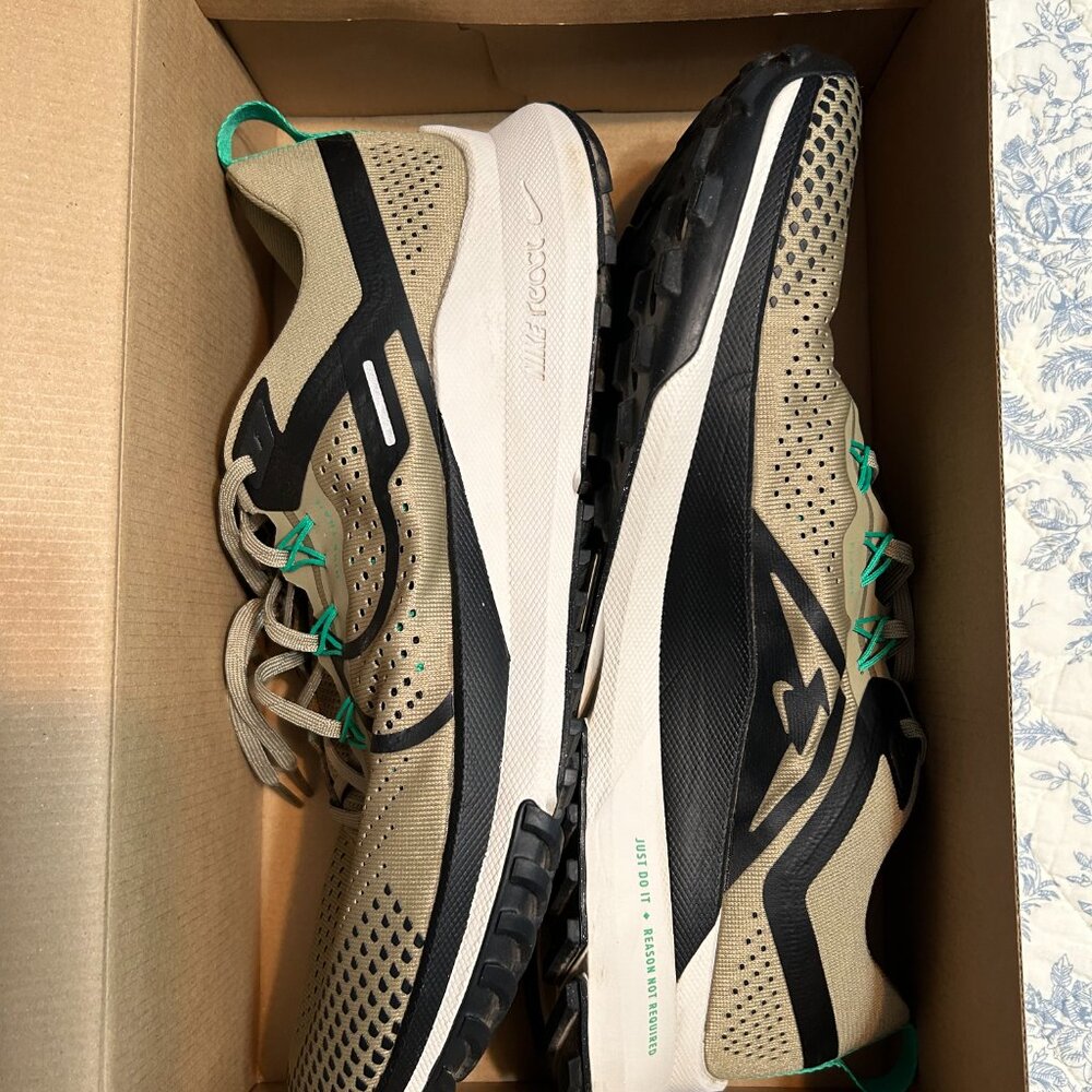 Nike React Pegasus Trail 4